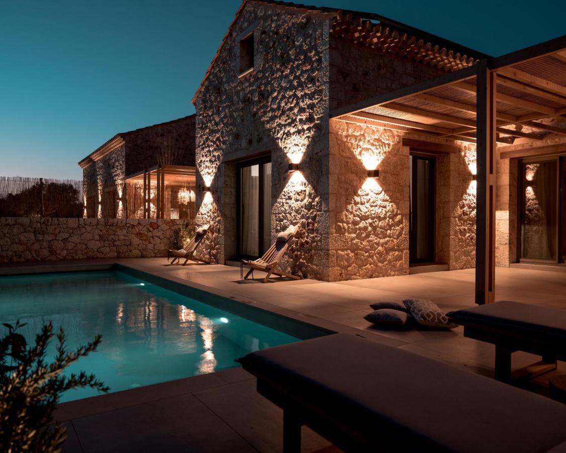 Papadria Villas - Modern Luxury Villas Near Kathisma Beach Tsoukaladhes Exterior photo